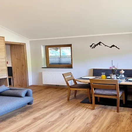 بيت للعطل Modern Mansion In Near Area