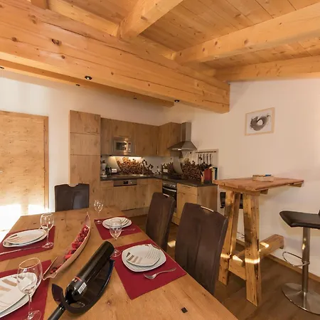 بيت للعطل Modern Mansion In Near Area
