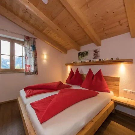 Modern Mansion In Near Area Vakantiehuis Kaprun
